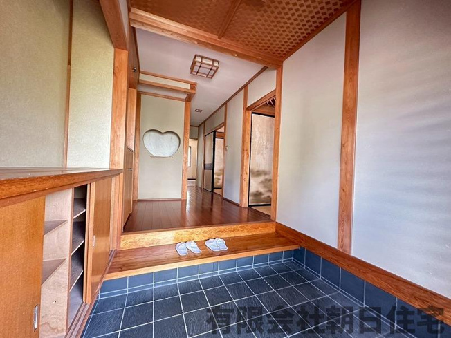 【玄関】 | 古曽志町中古戸建 | 玄関です