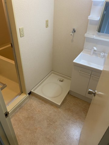 角田ビルの洗面所