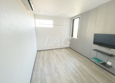 【居間・リビング】 | レピュア蓮根レジデンスＥＡＳＴ | 洋室のお部屋です。