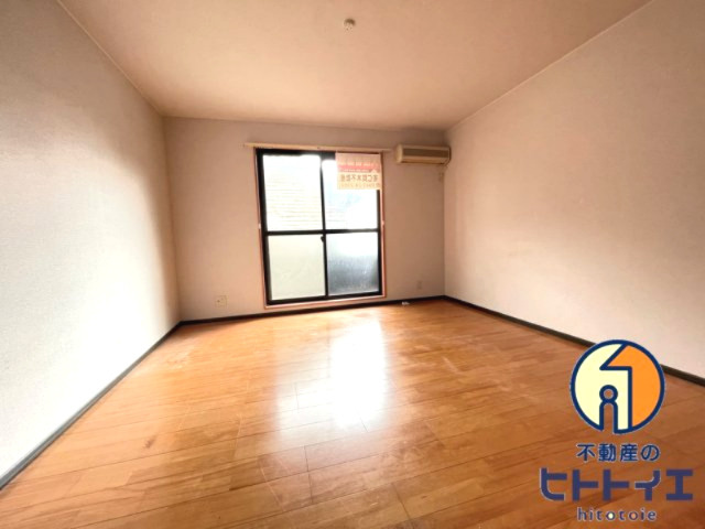 サンライズ・フジの居間・リビング