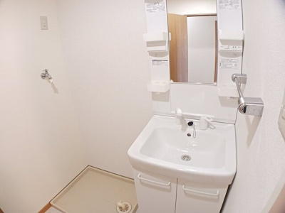 【洗面所】 | グランディオーズ | ゆったりとスペースのある洗面所