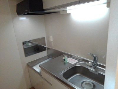 【キッチン】 | グラスランド | コンパクトなキッチンで掃除もラクラク