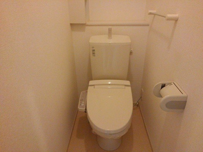 【トイレ】 | グラスランド | 落ち着いた色調のトイレです