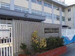 【周辺】 | スカイ・ガーデンズ | 糸引小学校まで650m