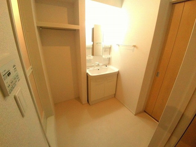 【洗面所】 | パークサイド田寺 | 広い洗面スペース