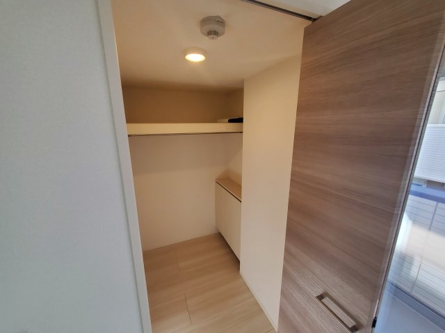 【収納】 | レスティングスウェル浦和 | 便利な収納スペースです