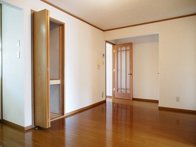 【居間・リビング】 | ピュールメゾン | ゆったり過ごせるリビングです