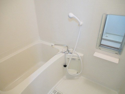 【浴室】 | ピュールメゾン | 落ち着いた空間のお風呂です