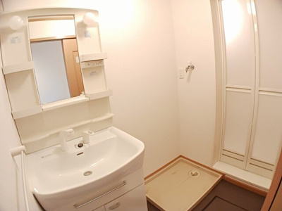 【洗面所】 | アウローラ玉手Ｂ | 脱衣スペースもあります