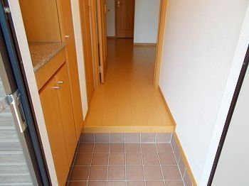 【玄関】 | フォルストⅠ | ゆったりとした玄関です