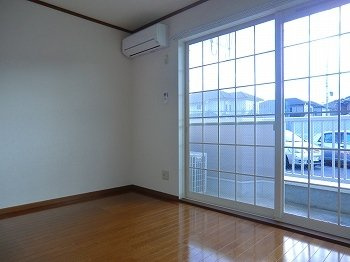 【内装】 | フレンドリー大野 | 明るい色調の室内です