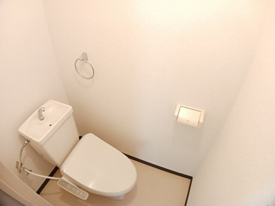 【トイレ】 | リバティー田寺 | ゆったりとした空間のトイレです
