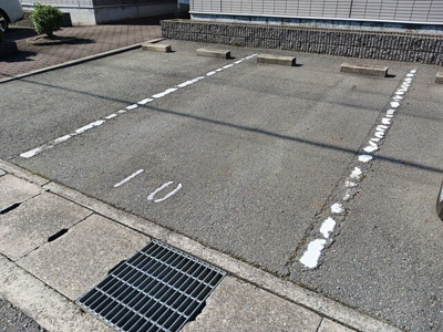 【駐車場】 | サンフレッチェ南条Ｂ | 駐車場完備です