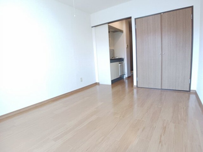 【居間・リビング】 | サンフレッチェ南条Ｂ | おしゃれなリビングです