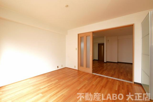 呉竹マンションの洋室