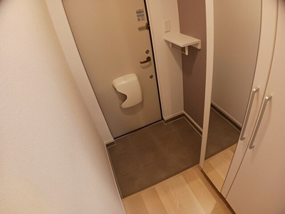 【玄関】 | フォレスト　コート　網干 | きれいな玄関です