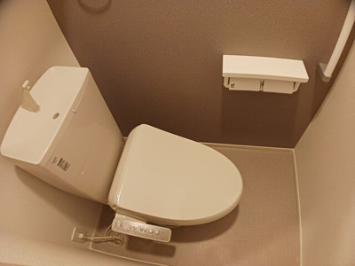 【トイレ】 | フォレスト　コート　網干 | 落ち着いた色調のトイレです