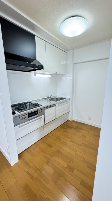 セトル東青梅のキッチン|コンパクトなキッチンで掃除もラクラク