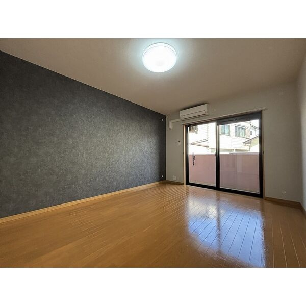 シーズンコート二ツ杁の居間・リビング