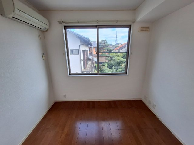 メゾンカルムの居間・リビング