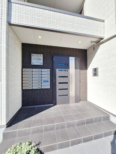 さくら七番館のエントランス