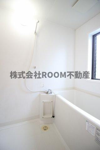 アンティークペットⅡの浴室|お風呂で日々の疲れを落としましょう