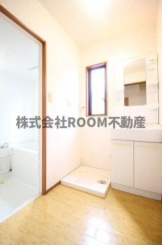 アンティークペットⅡの洗面所|広い洗面スペース