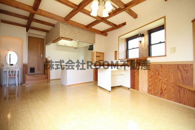 アンティークペットⅡの居間・リビング|おしゃれなリビングです