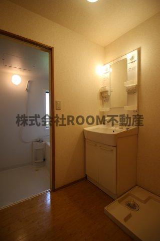 アンティークペットⅡの洗面所|スペースが確保できる洗面所です