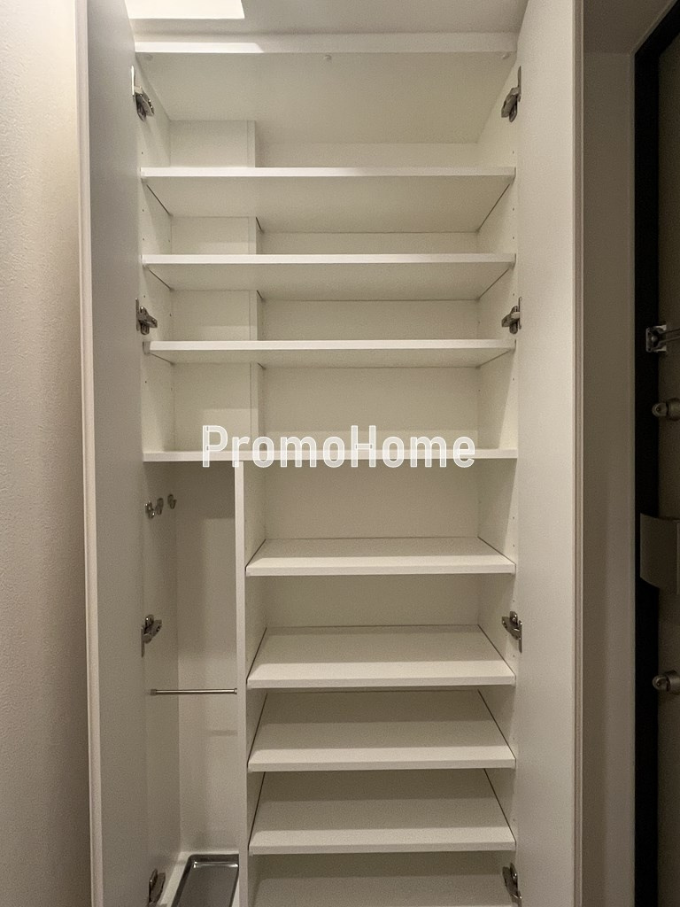 トラディス秋葉原の収納