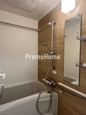 トラディス秋葉原の浴室