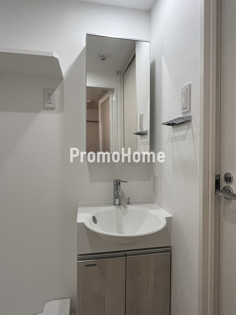 トラディス秋葉原の洗面所