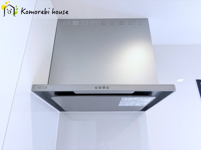 上尾市中妻　中古一戸建てのキッチン|レンジフードです
