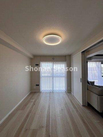 【洋室】 | 間仕切りをすればプリベート時間をしっかり確保できます◎