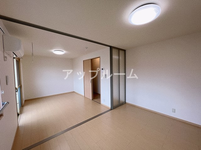 アゼリアコート・友の内装