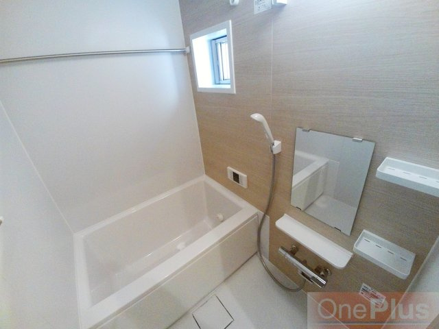 エクソニア篠原本町の浴室