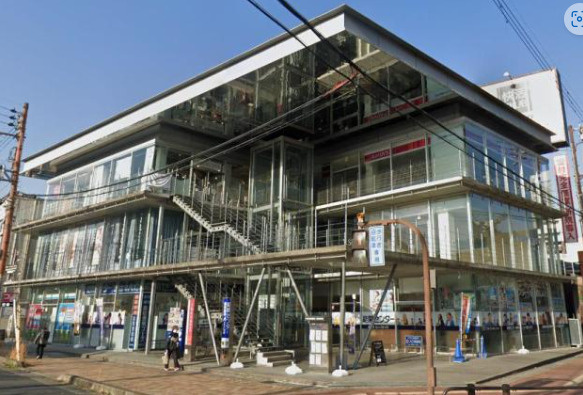 大津市馬場１丁目の店舗一部の外観