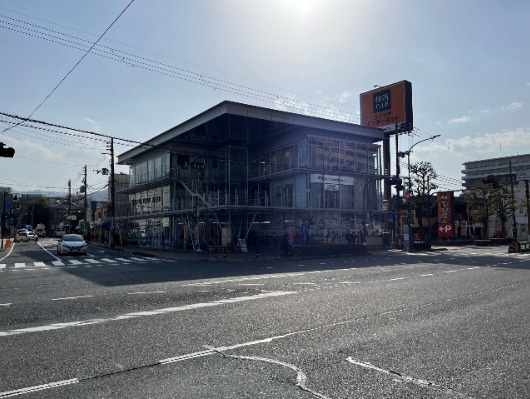 大津市馬場１丁目の店舗一部の外観