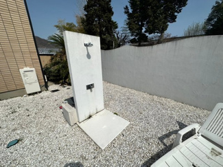 【その他】 | 山梨市落合 建物一新！別荘や住居に 敷地223坪 建物61坪 | 外部シャワー付き