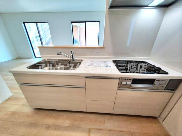 三鷹市大沢５丁目 京王線 駅名 西調布 駅 新築戸建のキッチン