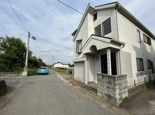 【前面道路含む現地写真】 | 本庄市児玉町塩谷　中古戸建