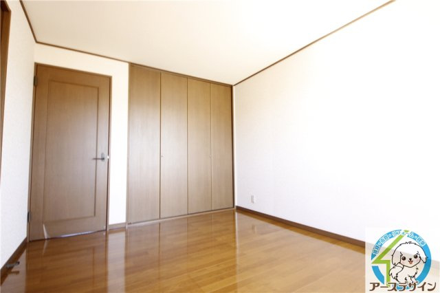 ECハイツの洋室