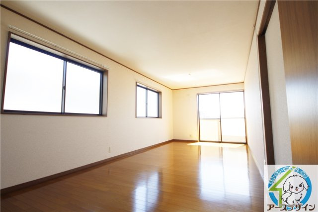 ECハイツの居間・リビング