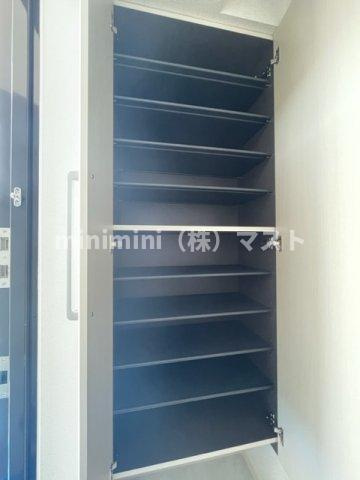 リアライズ今里南の収納