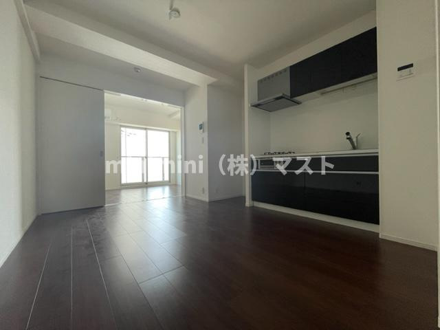 リアライズ今里南の居間・リビング