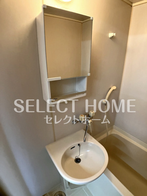 【洗面所】 | ＳＩＦセンタービル | 脱衣スペースもあります