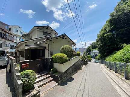 東区矢賀2丁目　土地(JS)の前面道路含む現地写真