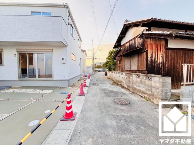 栗東市小柿２丁目　1期　2号地の前面道路含む現地写真