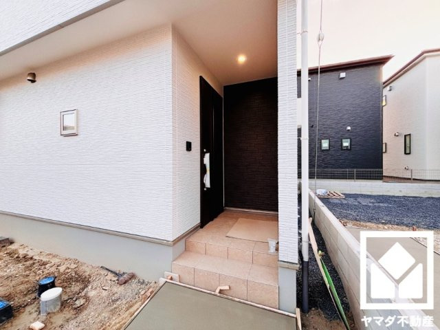 栗東市小柿２丁目　1期　2号地の玄関