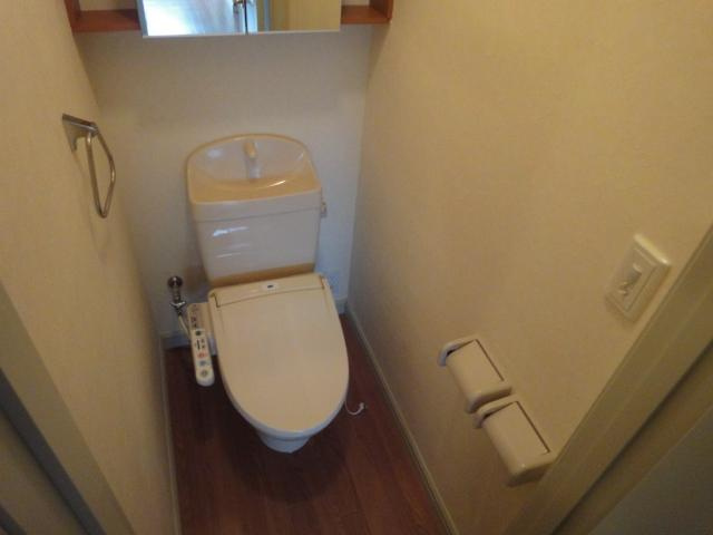 サンシャイン・グリーン・ステージのトイレ|シャワー付トイレ